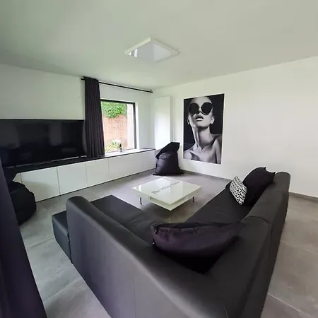 Apartment The White