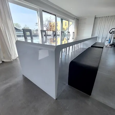 Apartment The White
